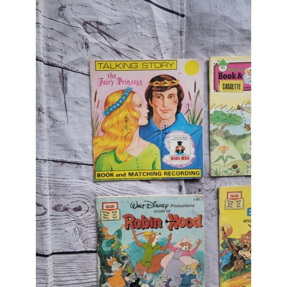 Lot of 6 Vintage Disney Disneyland & Kid Stuff Read Along Books missing Tapes - Picture 7 of 15